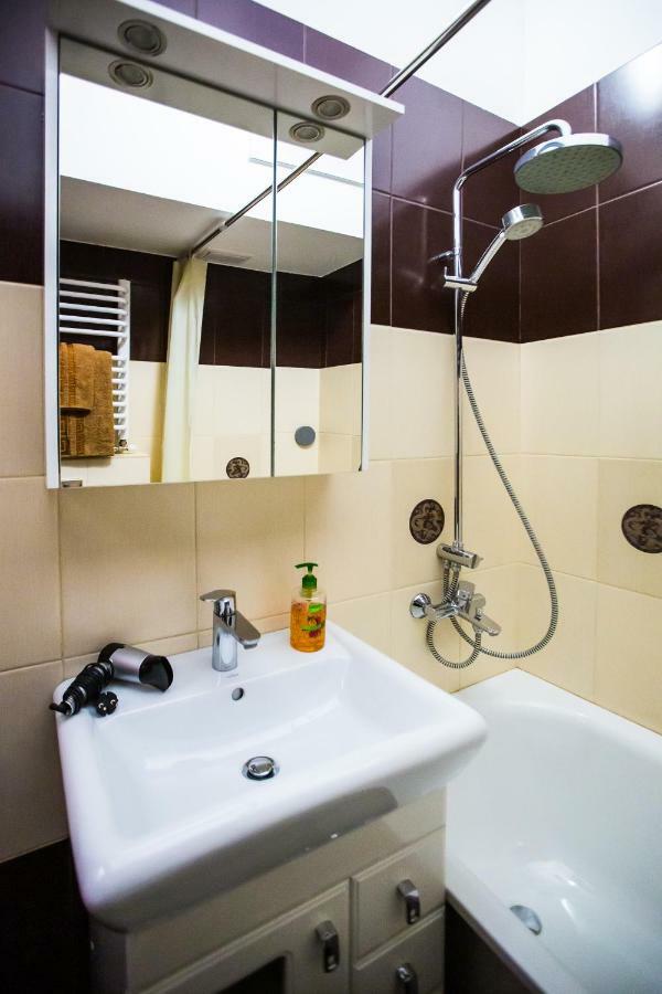 Apartments On Sholom Aleichem Та Ще Варіант Поруч Lviv Dış mekan fotoğraf