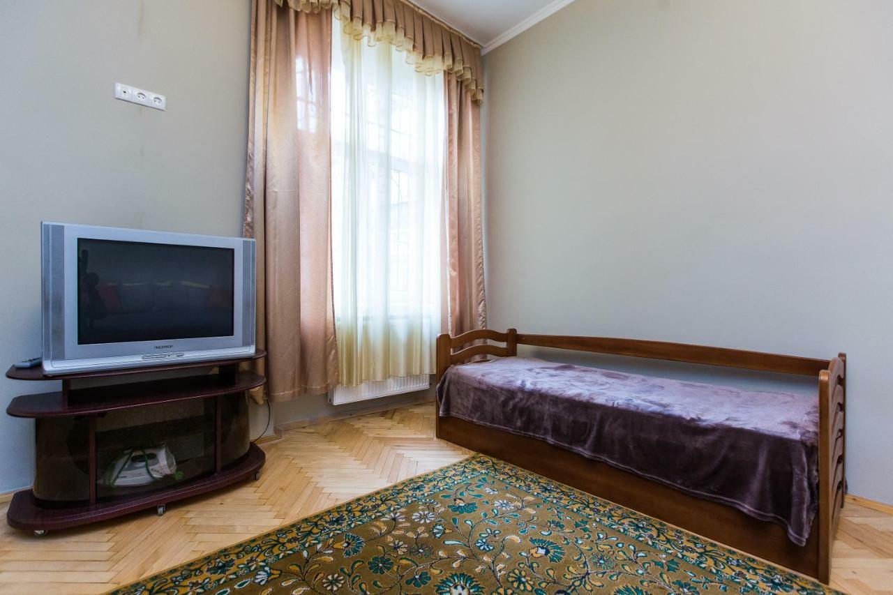 Apartments On Sholom Aleichem Та Ще Варіант Поруч Lviv Dış mekan fotoğraf