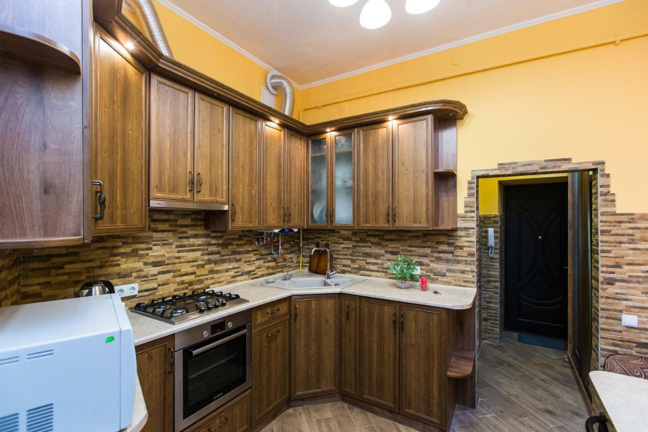 Apartments On Sholom Aleichem Та Ще Варіант Поруч Lviv Dış mekan fotoğraf